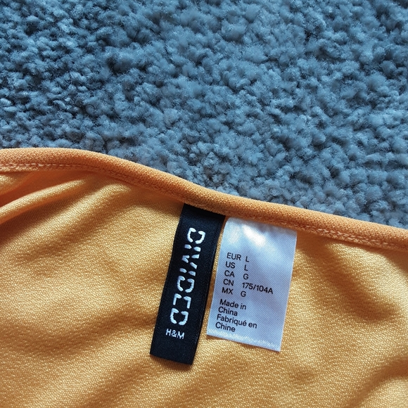 H&M orange bodysuit - Picture 3 of 4